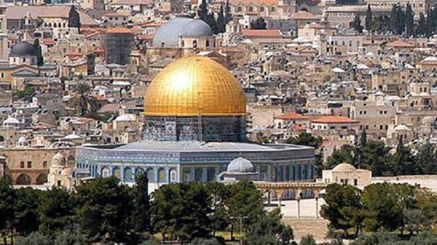 ترامب يعلن عن نيته بالاعتراف بالقدس عاصمة موحدة لإسرائيل في حال انتخابه